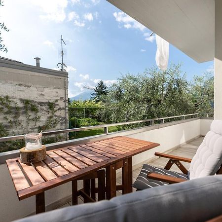 Apartments Leonardi Riva del Garda Bagian luar foto